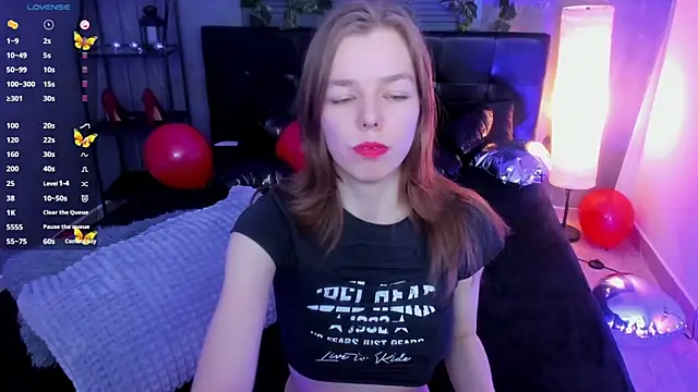 Snapshot of Tina_Tayllor chatting on 02-20-25, 05:29 Tina Tayllor online show from 02-20-25, 05:29