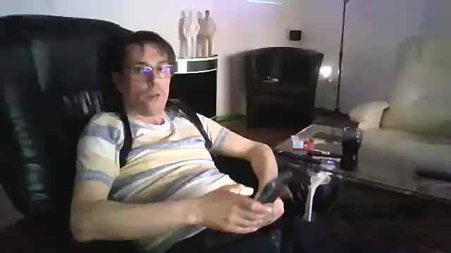 Snapshot of Minm666 chatting on 02-01-25, 10:44 Minm666 online show from 02-01-25, 10:44