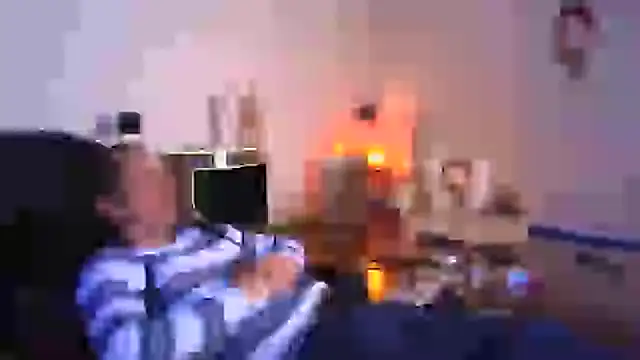 Snapshot of Minm666 chatting on 02-26-25, 09:58 Minm666 online show from 02-26-25, 09:58