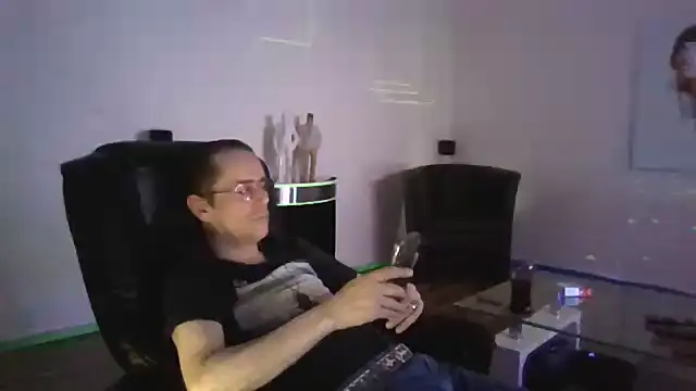 Snapshot of Minm666 chatting on 03-02-25, 10:16 Minm666 online show from 03-02-25, 10:16