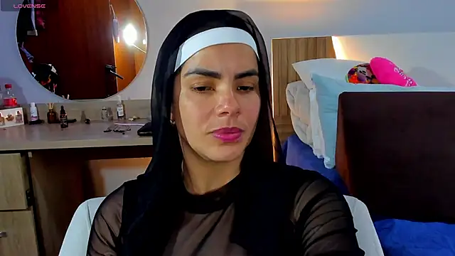 ClaraMariaMon online show from 03-18-25, 06:37