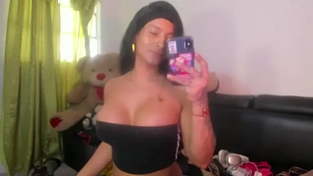 Snapshot of jennifer_ts chatting on 06-29-26, 05:46 jennifer ts online show from 06-29-26, 05:46
