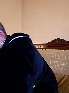 Snapshot of TattooedDick92 chatting on 01-03-25, 11:35 TattooedDick92 online show from 01-03-25, 11:35