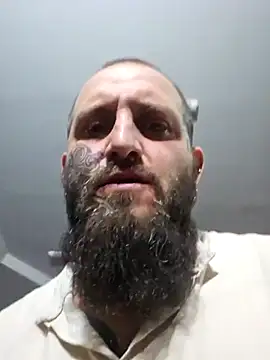 Snapshot of TattooedDick92 chatting on 03-01-25, 01:32 TattooedDick92 online show from 03-01-25, 01:32