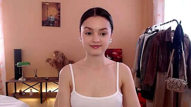 Snapshot of CuteRuby99 chatting on 08-08-26, 04:25 CuteRuby99 online show from 08-08-26, 04:25