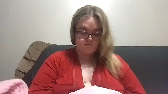 honeyyy24 online show from 04-01-26, 08:06