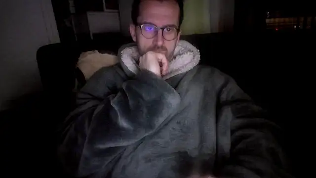 Snapshot of byakkotorra chatting on 03-04-25, 08:38 byakkotorra online show from 03-04-25, 08:38