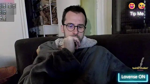 Snapshot of byakkotorra chatting on 03-12-25, 09:24 byakkotorra online show from 03-12-25, 09:24