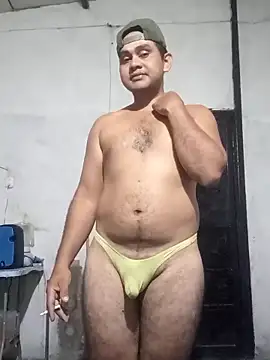 Snapshot of travieso2893 chatting on 05-03-26, 03:45 travieso2893 online show from 05-03-26, 03:45