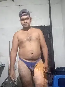 Snapshot of travieso2893 chatting on 05-07-26, 02:50 travieso2893 online show from 05-07-26, 02:50
