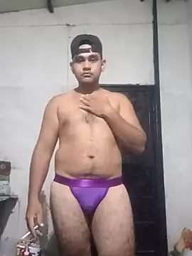 Snapshot of travieso2893 chatting on 06-01-26, 02:13 travieso2893 online show from 06-01-26, 02:13