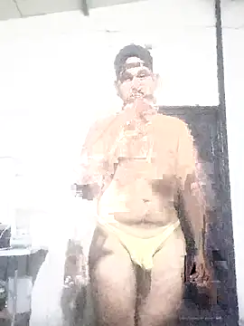 Snapshot of travieso2893 chatting on 06-15-26, 02:36 travieso2893 online show from 06-15-26, 02:36