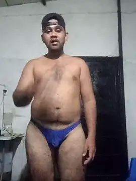 Snapshot of travieso2893 chatting on 06-18-26, 02:34 travieso2893 online show from 06-18-26, 02:34