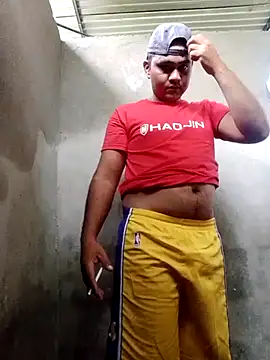 Snapshot of travieso2893 chatting on 07-05-26, 07:43 travieso2893 online show from 07-05-26, 07:43