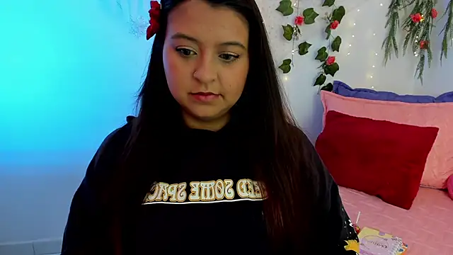 Snapshot of Sweet_Chloe06 chatting on 12-11-24, 07:36 Sweet Chloe06 online show from 12-11-24, 07:36