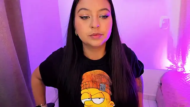 Snapshot of Sweet_Chloe06 chatting on 01-24-25, 06:46 Sweet Chloe06 online show from 01-24-25, 06:46