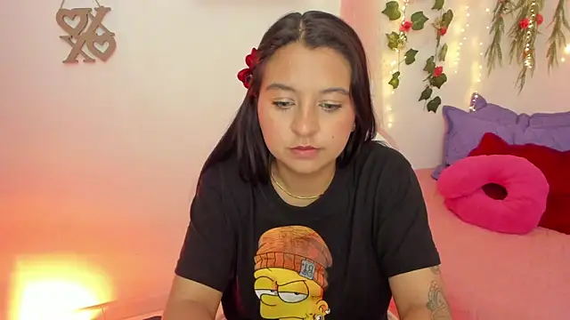 Snapshot of Sweet_Chloe06 chatting on 03-04-25, 09:54 Sweet Chloe06 online show from 03-04-25, 09:54