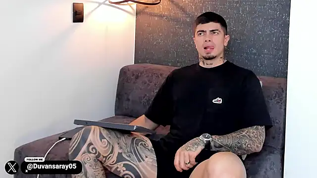 Snapshot of _mrcock chatting on 10-02-25, 11:34 mrcock online show from 10-02-25, 11:34