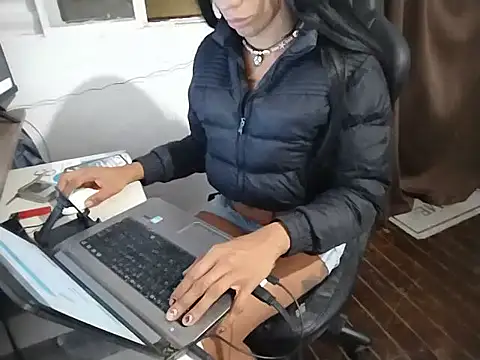 morenaindiaofc online show from 09-15-25, 11:38