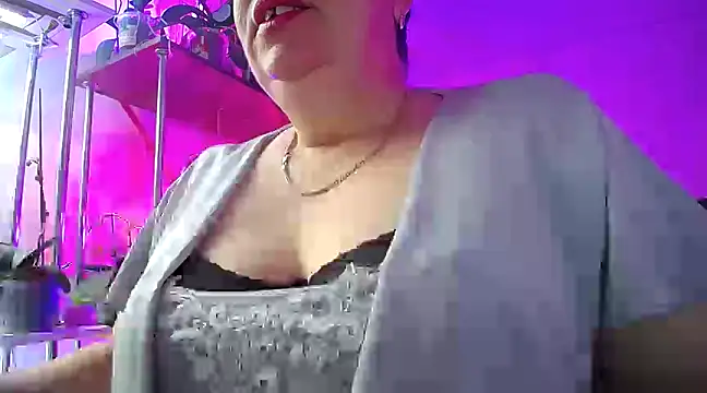  Sweet Woman online show from 02-19-25, 04:01