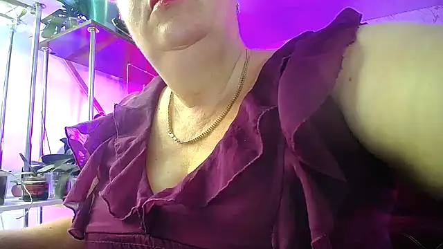  Sweet Woman online show from 09-11-25, 04:01