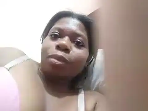 Snapshot of chocolatesexi2 chatting on 12-14-24, 12:33 chocolatesexi2 online show from 12-14-24, 12:33