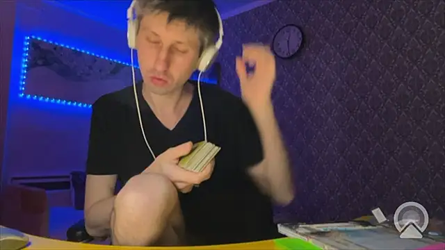 Aki-Laky online show from 01-11-26, 07:30