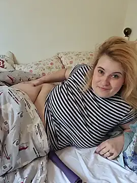 JosieAndYou online show from 03-01-25, 10:24