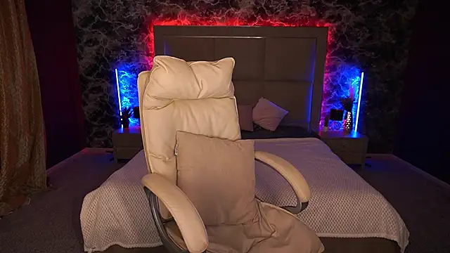 Snapshot of AnacondaOn chatting on 01-11-25, 02:15 AnacondaOn online show from 01-11-25, 02:15