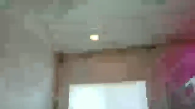 Snapshot of NinasNylonz chatting on 09-23-25, 04:21 NinasNylonz online show from 09-23-25, 04:21