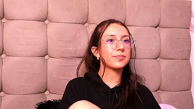 Sweet Sammy  online show from 10-22-25, 03:51