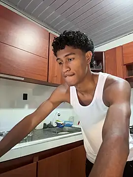 Masterikee online show from 02-17-26, 01:29