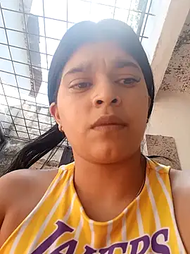 Snapshot of naughty-girl01 chatting on 01-21-25, 06:45 naughty-girl01 online show from 01-21-25, 06:45