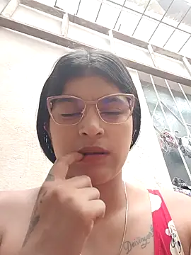 Snapshot of naughty-girl01 chatting on 01-24-25, 01:47 naughty-girl01 online show from 01-24-25, 01:47