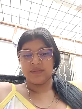 Snapshot of naughty-girl01 chatting on 03-09-25, 01:26 naughty-girl01 online show from 03-09-25, 01:26