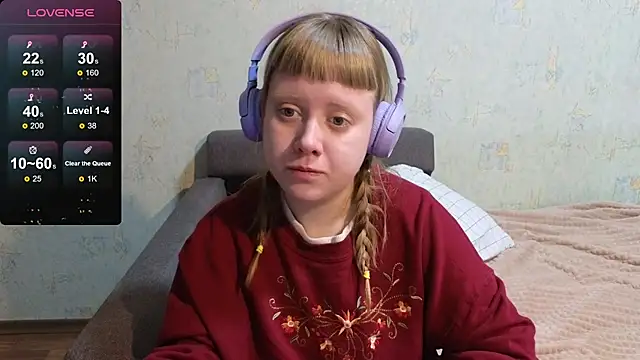 June shy0 online show from 02-01-26, 07:51