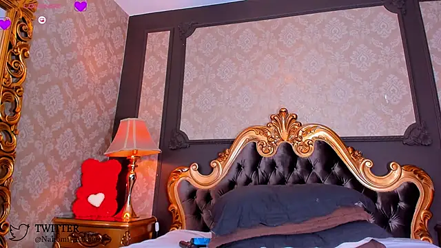 Snapshot of NahomiAcosta chatting on 01-17-25, 01:47 NahomiAcosta online show from 01-17-25, 01:47