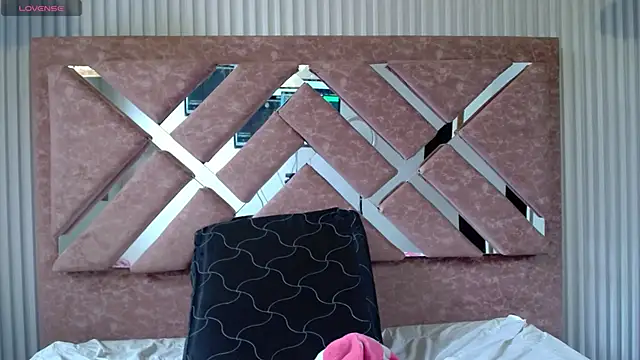  isaabellaa online show from 03-28-26, 03:00