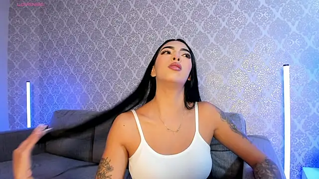 AriRobert  online show from 11-08-25, 04:01