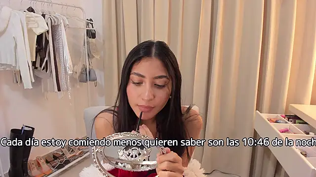 Snapshot of Sweetnaughtygirl_ chatting on 12-28-24, 03:47 Sweetnaughtygirl  online show from 12-28-24, 03:47