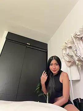 Sweetnaughtygirl  online show from 06-13-26, 06:11