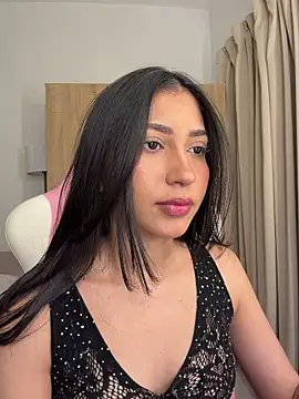 Sweetnaughtygirl  online show from 08-02-26, 09:24