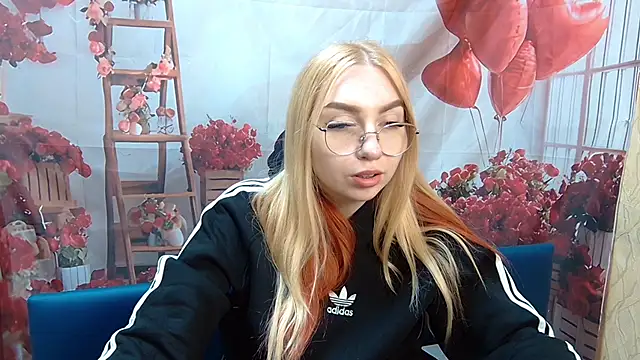 BeatriceFly online show from 05-02-26, 01:49