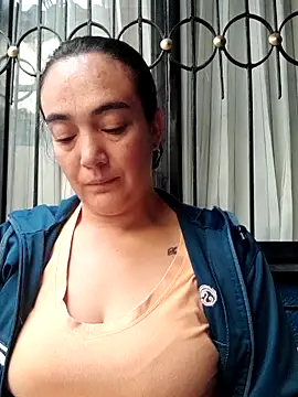 skayhot  online show from 11-05-25, 12:38