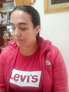 skayhot  online show from 11-26-25, 01:45