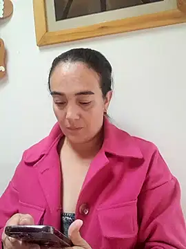 skayhot  online show from 11-28-25, 02:09