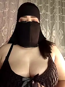 Snapshot of Cat_Sharisa chatting on 12-22-25, 08:44 Cat Sharisa online show from 12-22-25, 08:44