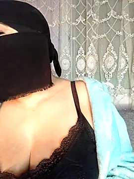 Snapshot of Cat_Sharisa chatting on 01-15-26, 09:25 Cat Sharisa online show from 01-15-26, 09:25