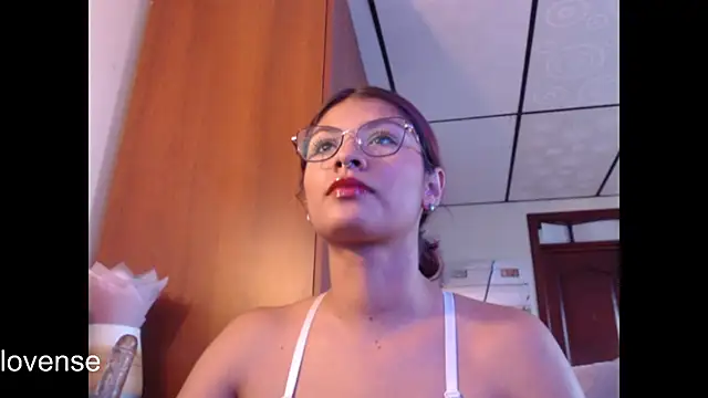 hanna beili online show from 07-03-26, 05:41