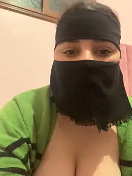 Miss-Soka online show from 01-27-25, 05:47